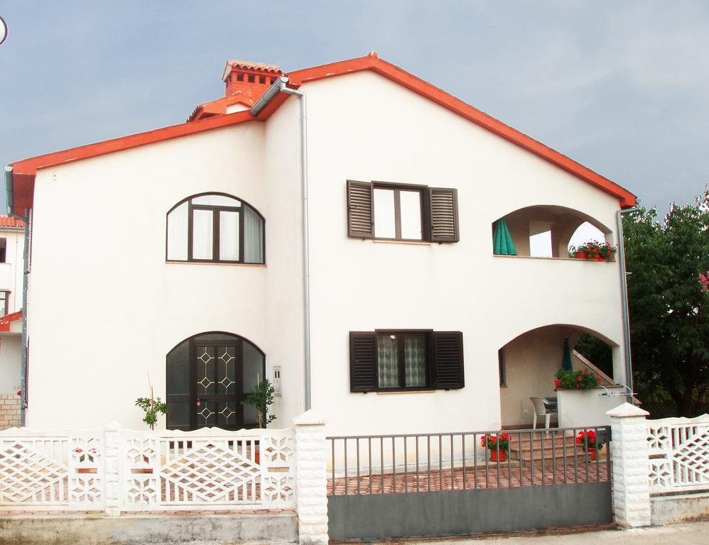 Apartments Porec Istria By Nina Exterior foto