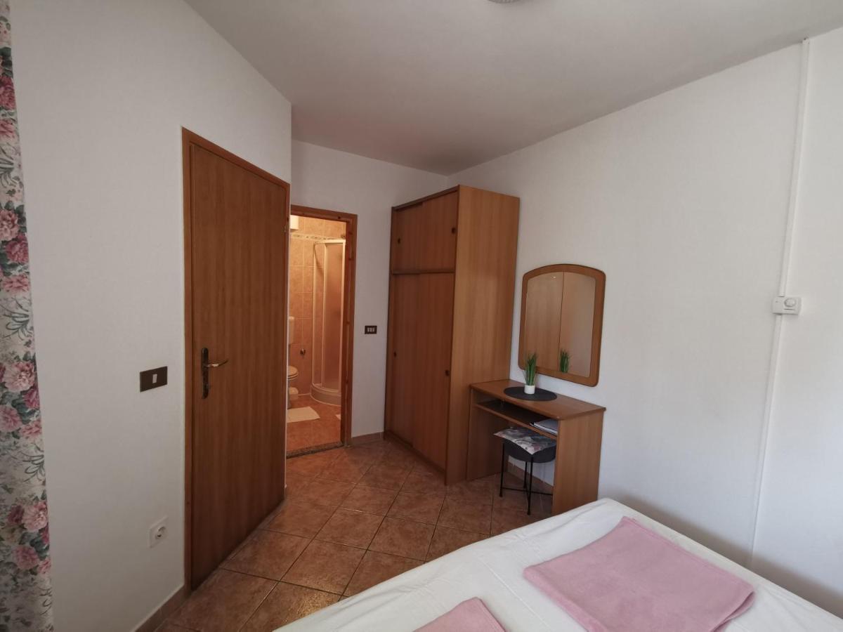 Apartments Porec Istria By Nina Exterior foto